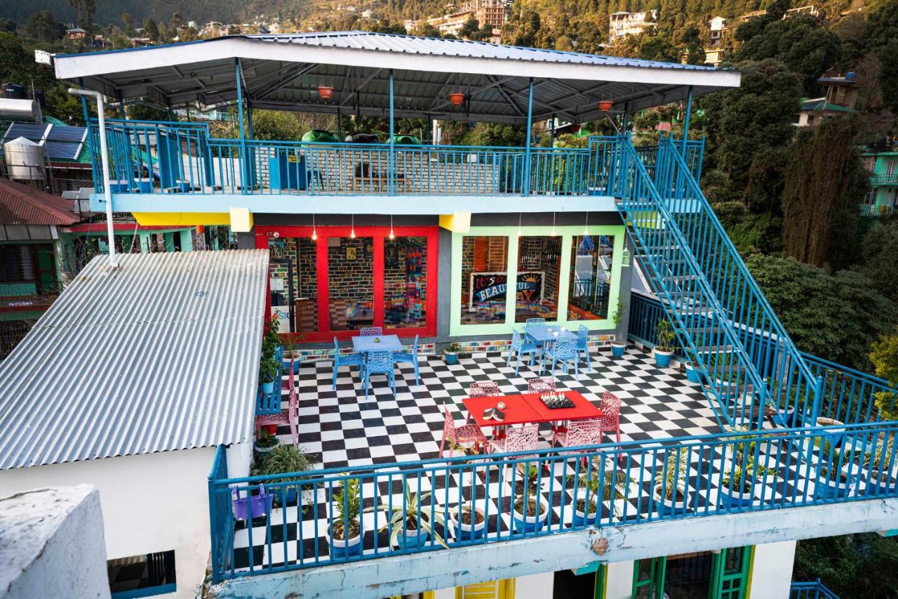 Flyaway Hostel Mcleod Ganj Buitenkant foto