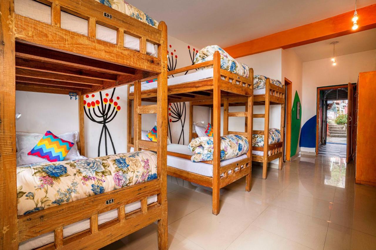 Flyaway Hostel Mcleod Ganj Buitenkant foto