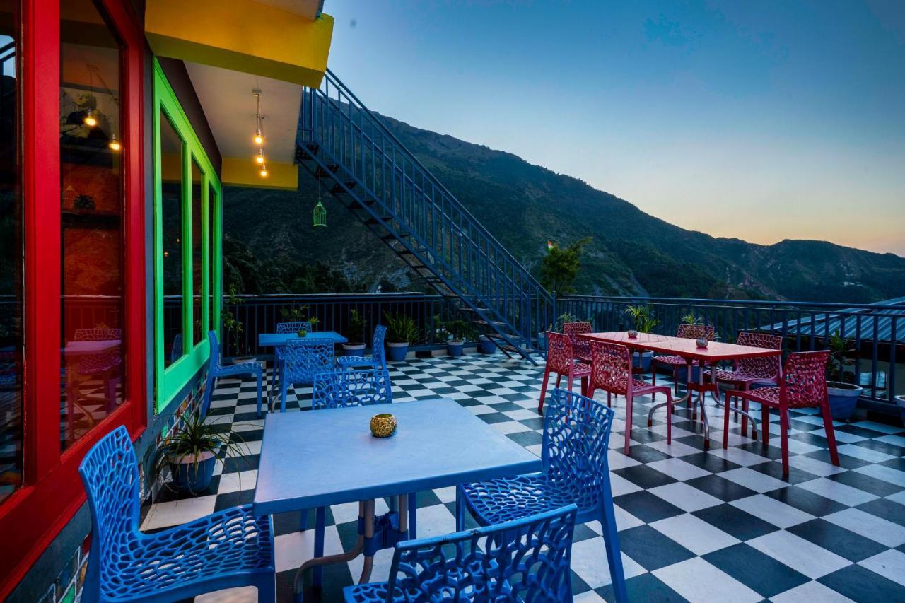 Flyaway Hostel Mcleod Ganj Buitenkant foto